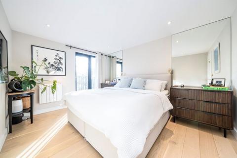 2 bedroom flat for sale, Nunhead Lane, London SE15