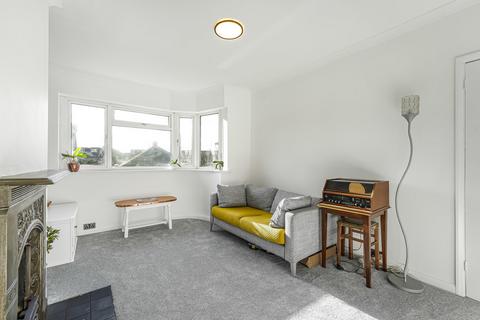 2 bedroom maisonette for sale, Woodcote Close, Kingston Upon Thames KT2