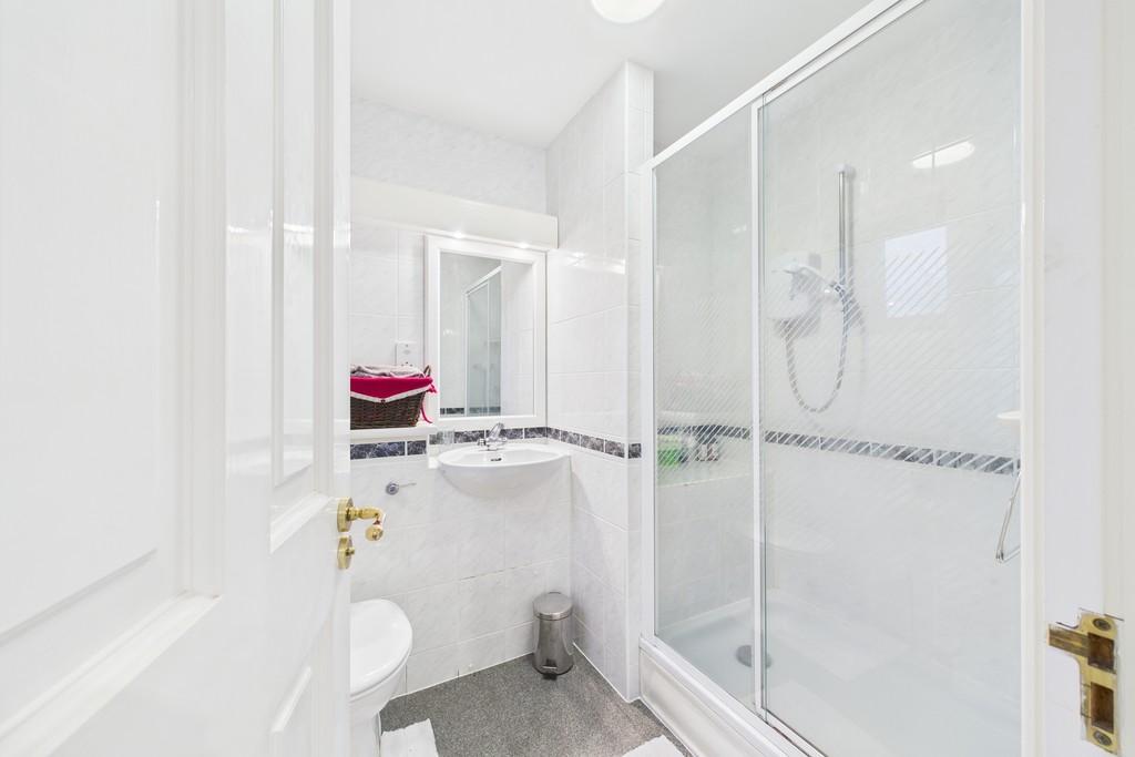 En Suite to Bedroom One