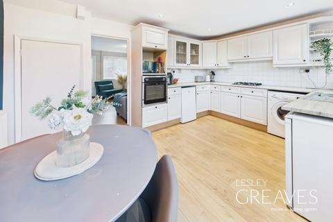 3 bedroom semi-detached house for sale, Innes Close, Carlton, Nottingham