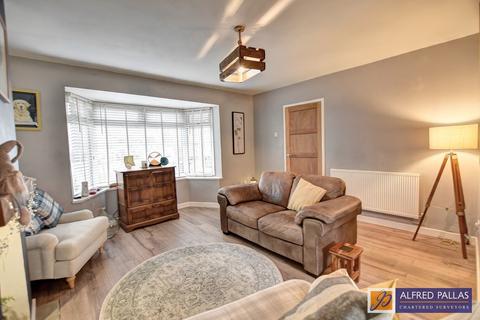 2 bedroom semi-detached house for sale, Birch Avenue, Whitburn