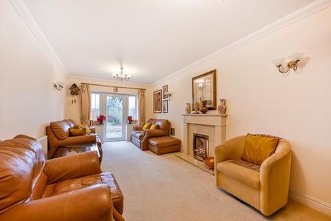 undefined, Oak View Gardens, Slough, SL3