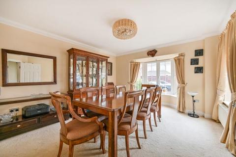 undefined, Oak View Gardens, Slough, SL3