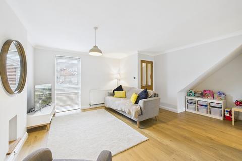3 bedroom mews for sale, Blackthorn Close, Huntington, Chester