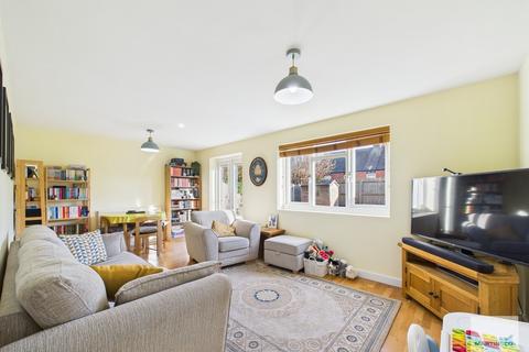 3 bedroom terraced house for sale, Read Avenue, Beeston