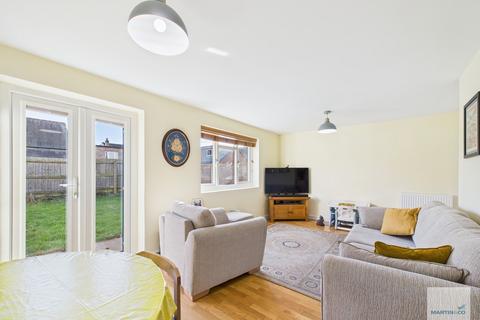 3 bedroom terraced house for sale, Read Avenue, Beeston