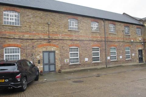 Office to rent, Lynton Rd London N8 8SL