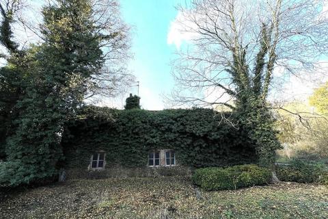 undefined, TOTTENHILL - Renovation/Redevlopment Opportunity (STP) on 1/4 acre