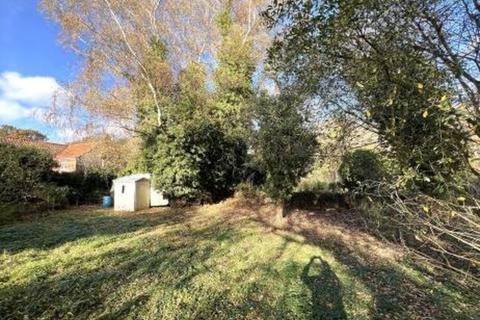 undefined, TOTTENHILL - Renovation/Redevlopment Opportunity (STP) on 1/4 acre