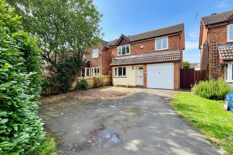 4 bedroom detached house for sale, Whitton Way, Newport Pagnell