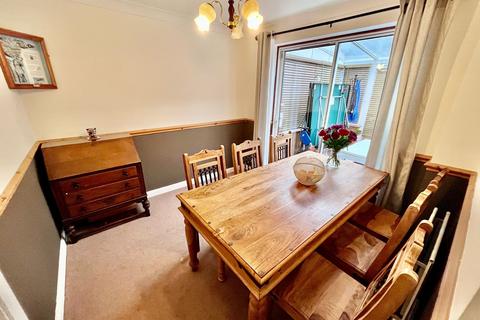 4 bedroom detached house for sale, Whitton Way, Newport Pagnell