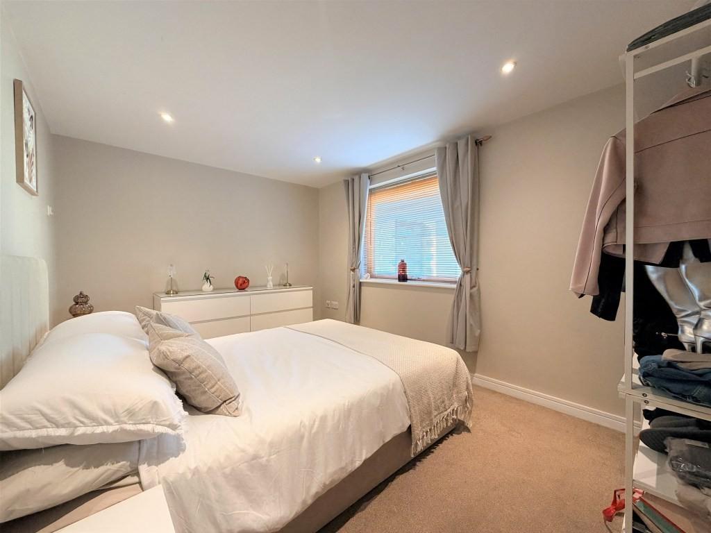 Bedroom1 1