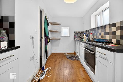 4 bedroom semi-detached house for sale, Heol Booker, Whitchurch , Cardiff