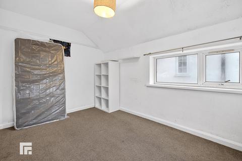 4 bedroom semi-detached house for sale, Heol Booker, Whitchurch , Cardiff