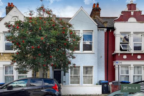 3 bedroom apartment to rent, Glengall Road, NW6, London
