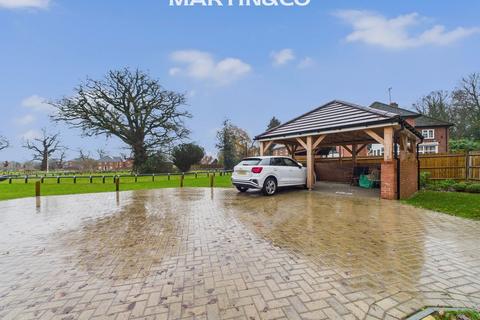 4 bedroom detached house for sale, Mclaren Place, Wokingham