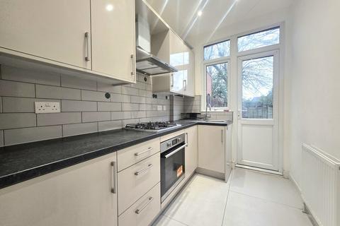 4 bedroom terraced house to rent - Drury Road, Harrow