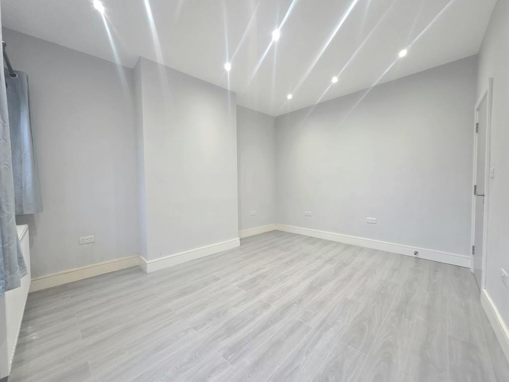 Bedroom2