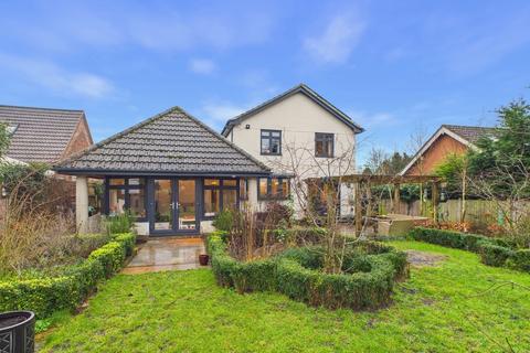 undefined, Main Road, Roughton LN10