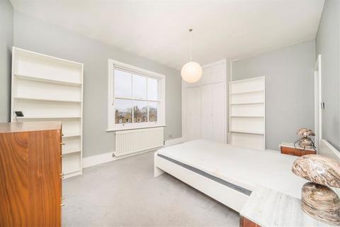 3 bedroom flat to rent, Hammersmith Grove, London W6