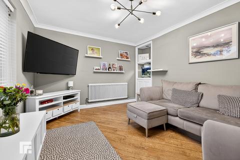 3 bedroom end of terrace house for sale, Heol Dyfed, Heath , Cardiff