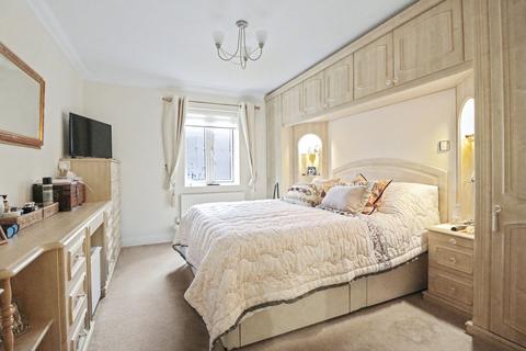 2 bedroom flat for sale, Wildern Lane, Southampton SO30
