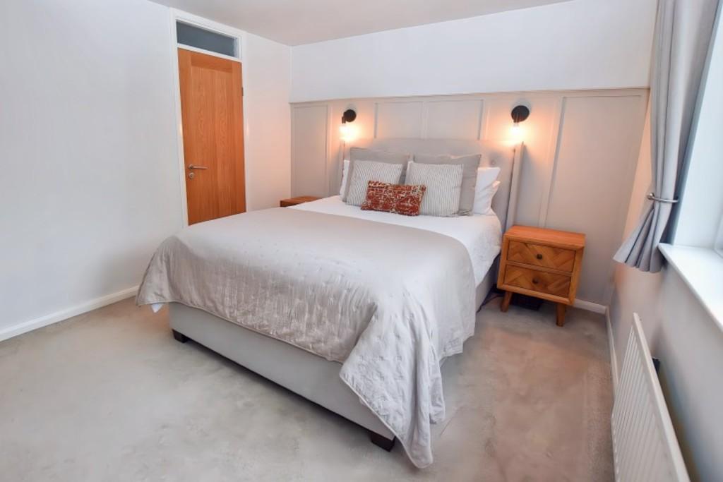 Principal Bedroom 3cr