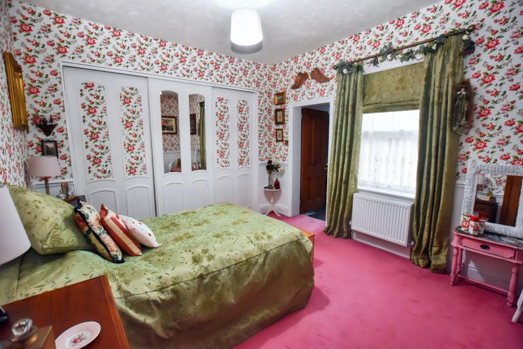 Bedroom 1a
