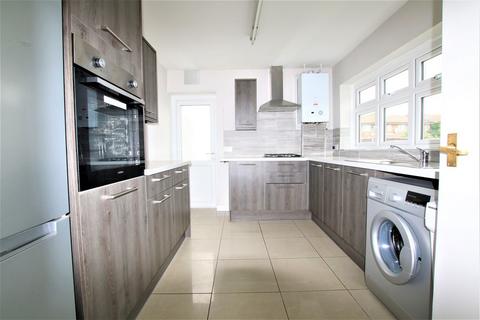 3 bedroom semi-detached house for sale, Colnbrook