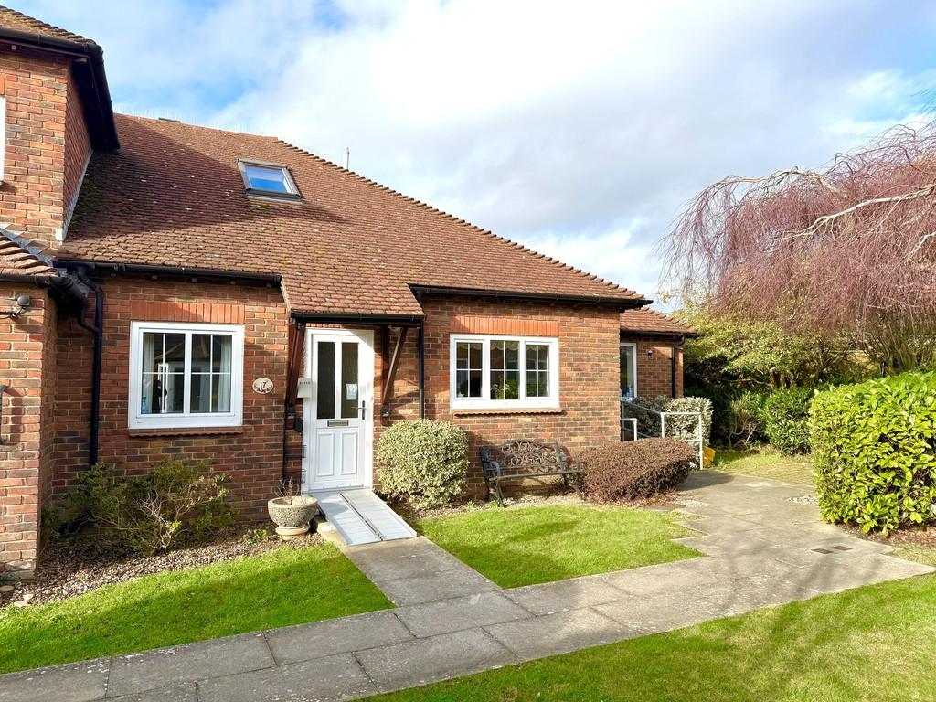 17 Barton Court Front 1