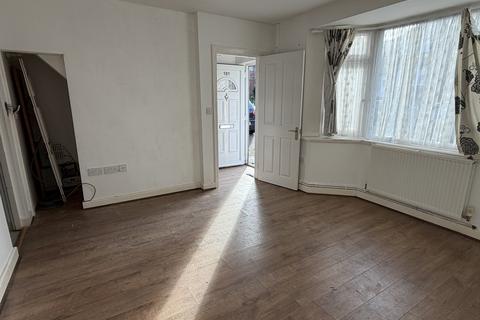 2 bedroom semi-detached house for sale, Alston Road, Solihull B91