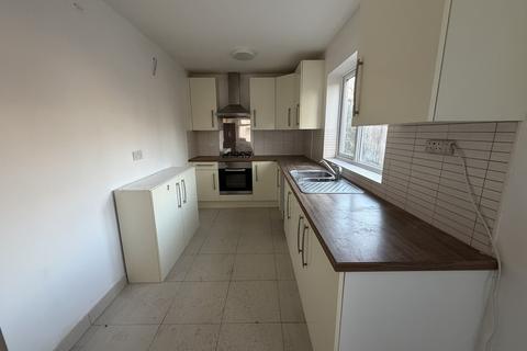 2 bedroom semi-detached house for sale, Alston Road, Solihull B91