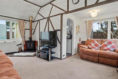 1 bedroom detached bungalow for sale, Newport, Great Yarmouth NR29