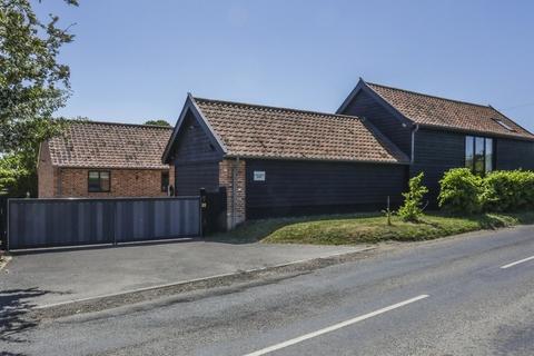 4 bedroom barn conversion for sale, Burston, Diss