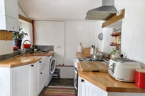 2 bedroom cottage to rent, Truro TR4
