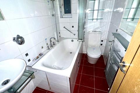 1 bedroom flat for sale, 257A Wick Road, Hackney, London, E9 5DG