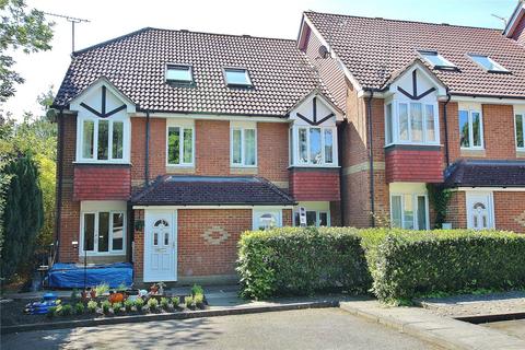 1 bedroom flat for sale, Alexandra Gardens, Woking GU21