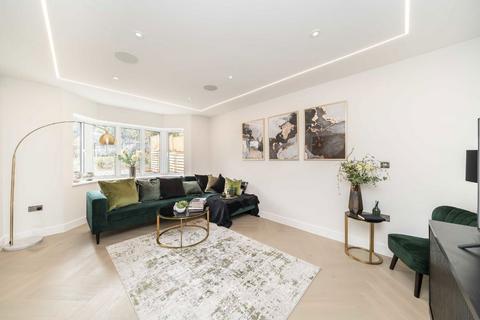 undefined, Pollards Hill North, Streatham