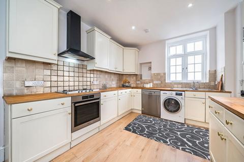 3 bedroom flat to rent, Clifton Court, London NW8