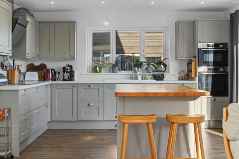 4 bedroom detached house for sale, East Mersea, Colchester