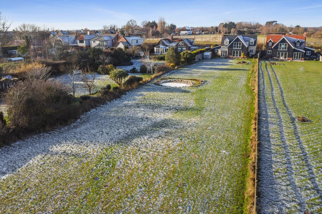 Standish-aerial