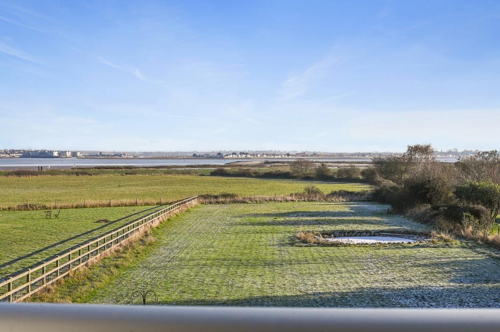 Standish-garden (2)