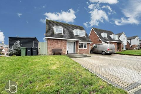 Cambridge Way, Bures