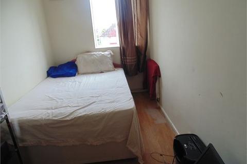3 bedroom flat for sale, Passfields, Bromley Road, Catford, London,