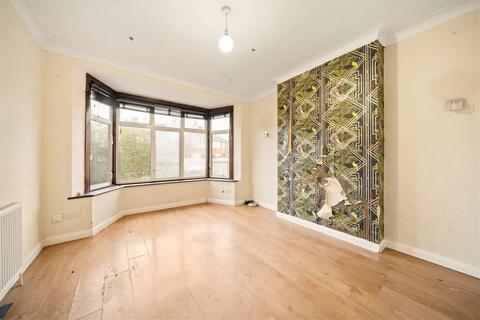 3 bedroom house for sale, Cumbrian Gardens, London NW2