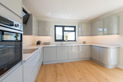 3 bedroom bungalow for sale, Ellison Close, Chestfield, Whitstable
