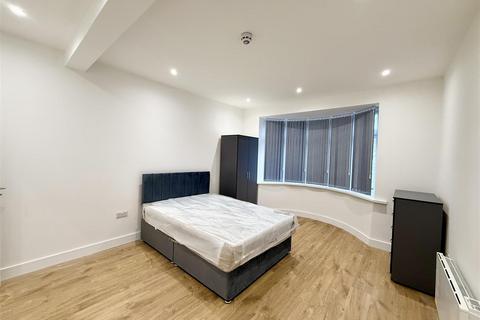 undefined, Somerset Road, Southall