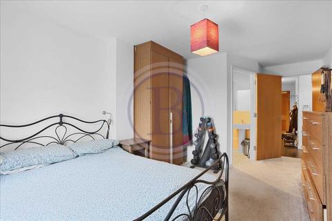 2 bedroom flat for sale, Chris Pullen Way, London