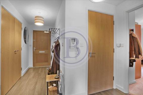 2 bedroom flat for sale, Chris Pullen Way, London