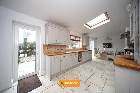 undefined, Tring Road, Dunstable